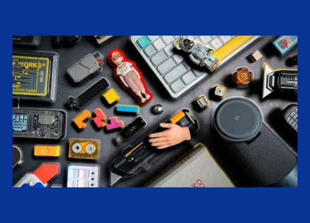 7 Tech Gadgets Every Home Office Needs